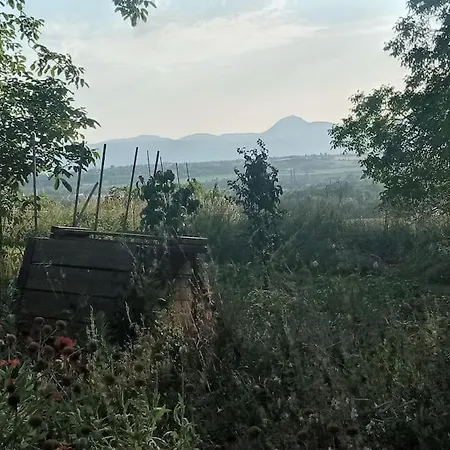 Maison A La Campagne Idealement Situee Dans Le 63