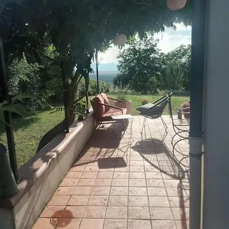 Maison A La Campagne Idealement Situee Dans Le 63
